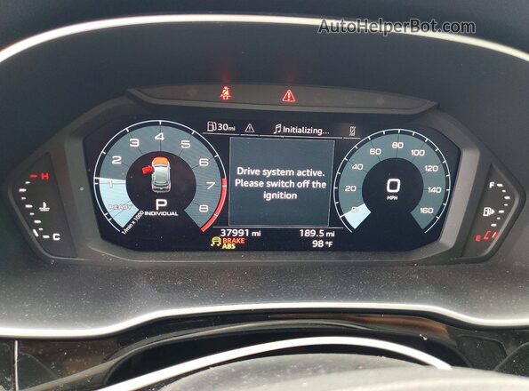 WA1DECF38N1094341 2022 AUDI Q3 White Widok zestawu wskaźników