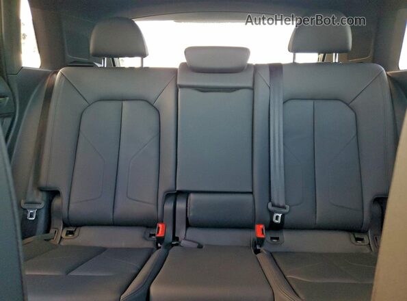 WA1DECF38P1023045 2023 AUDI Q3 White Հետևի նստատեղերի տեսք