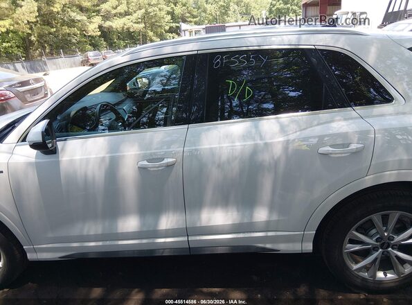 WA1DECF38R1052175 2024 AUDI Q3 White Панорамний вид салону 360°