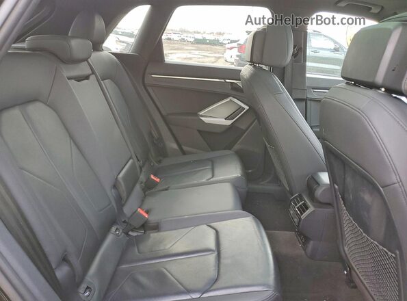 WA1DECF39M1007724 2021 AUDI Q3 Black Vista interior trasera
