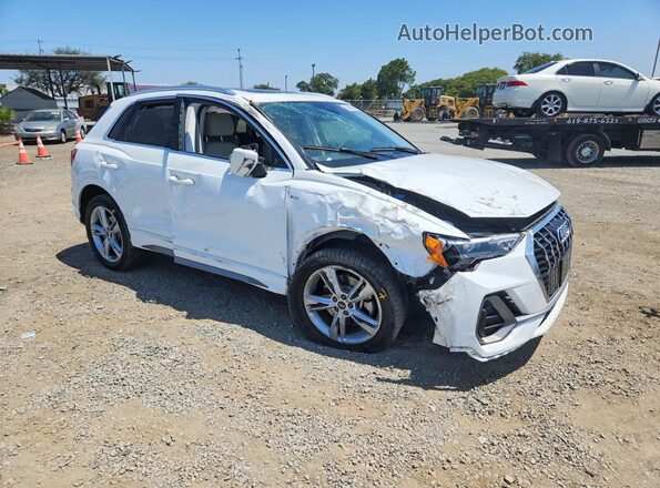 WA1DECF39M1137955 2021 AUDI Q3 White Przód prawy