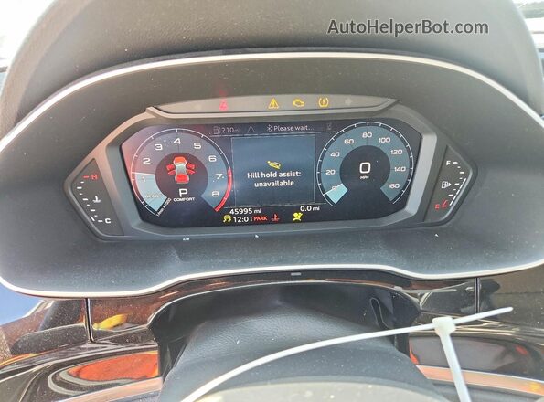 WA1DECF39M1137955 2021 AUDI Q3 White Widok zestawu wskaźników