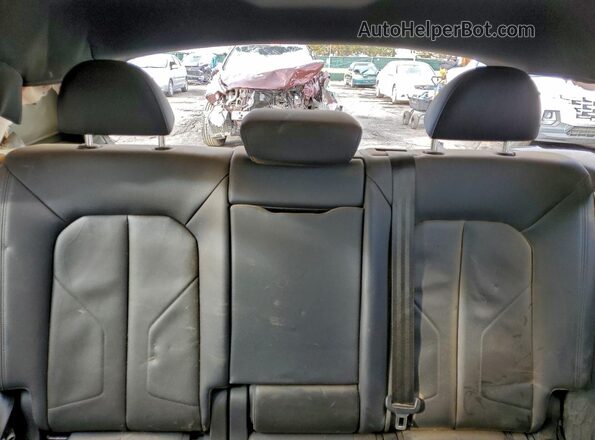 WA1DECF39N1150495 2022 AUDI Q3 Orange Հետևի նստատեղերի տեսք