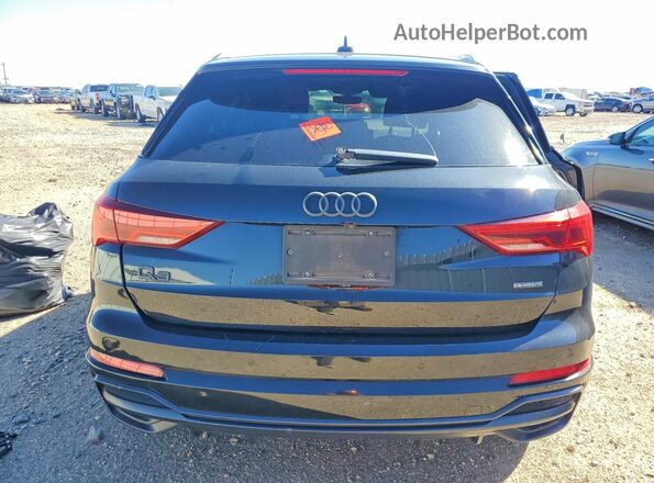 WA1DECF3XL1110083 2020 AUDI Q3 Black Rear view