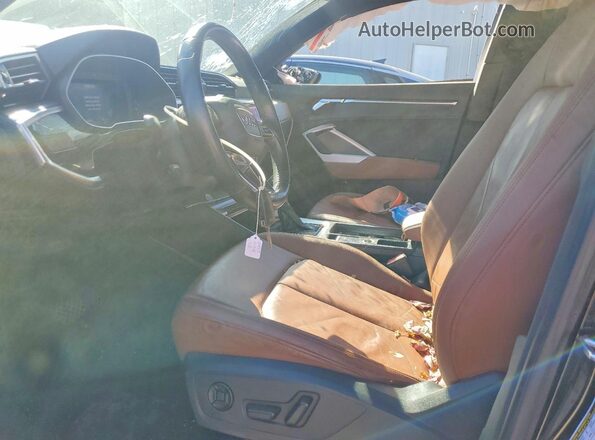 WA1DECF3XL1110083 2020 AUDI Q3 Black Front interior view