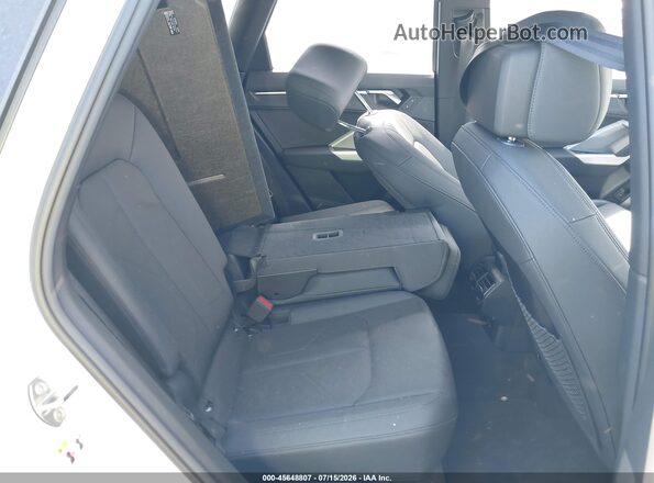 WA1DECF3XS1089931 2025 AUDI Q3 White Vista de la etiqueta del VIN