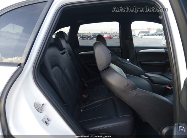 WA1DVAFP4GA052470 2016 AUDI Q5 White VIN sticker view