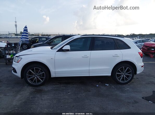 WA1DVAFP4GA052470 2016 AUDI Q5 White 360 interior view