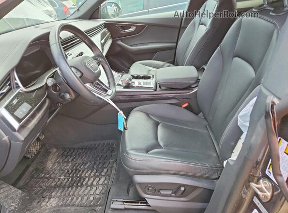 WA1DVBF12PD030855 2023 AUDI Q8 Gray Սալոնի դիմացի տեսք