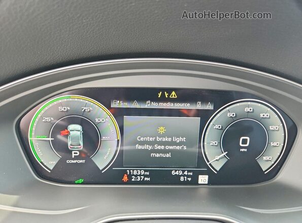 WA1E2AFY0R2140533 2024 AUDI Q5 Charcoal Widok zestawu wskaźników