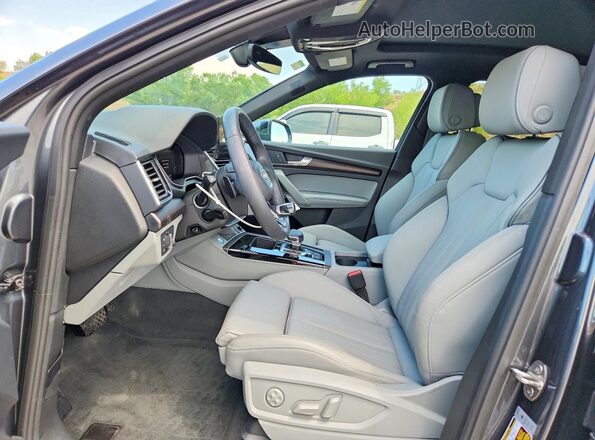 WA1E2AFY0R2140533 2024 AUDI Q5 Charcoal Widok wnętrza z przodu