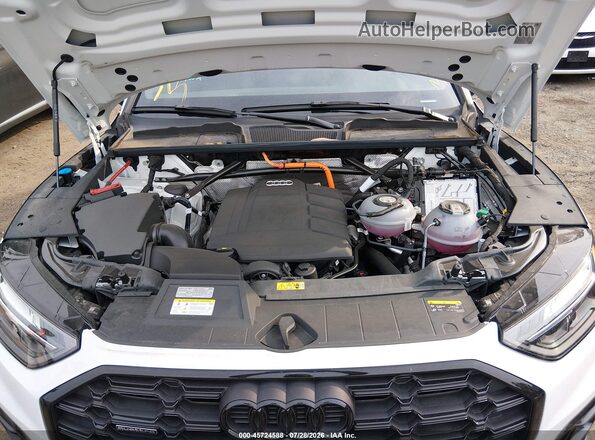 WA1E2AFY1S2020908 2025 AUDI Q5 White Вид ззаду