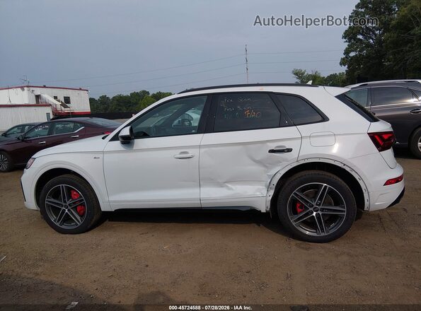WA1E2AFY1S2020908 2025 AUDI Q5 White Панорамний вид салону 360°