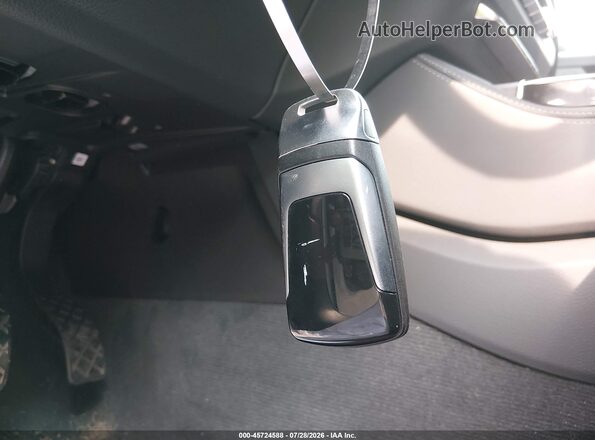WA1E2AFY1S2020908 2025 AUDI Q5 White Вид панелі приладів