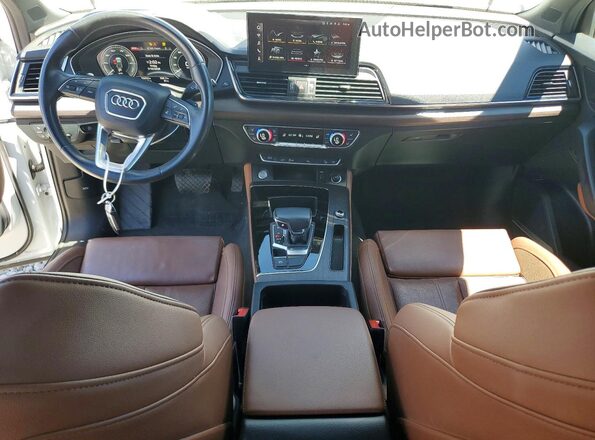 WA1E2AFY3M2125436 2021 AUDI Q5 White Առջևի վահանակի տեսք