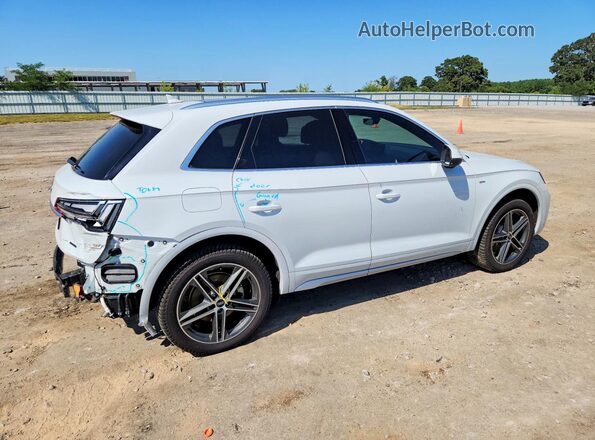WA1E2AFY3M2130698 2021 AUDI Q5 White Rear right