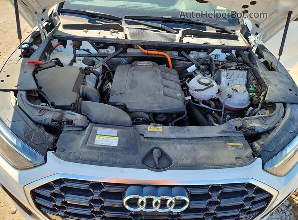WA1E2AFY3M2130698 2021 AUDI Q5 White Engine compartment view