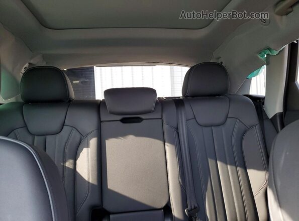WA1E2AFY3P2079465 2023 AUDI Q5 White Widok tylnych siedzeń