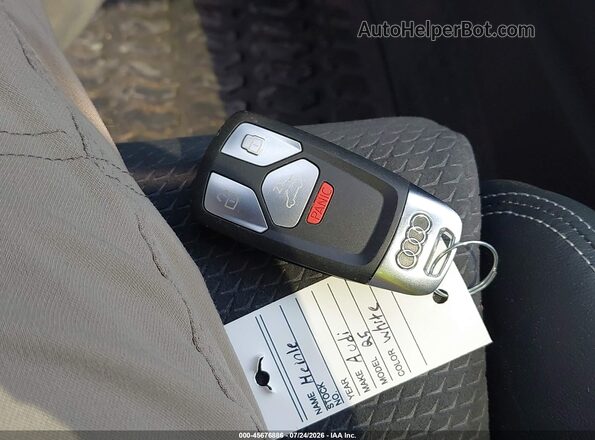 WA1E2AFY3R2033542 2024 AUDI Q5 White Dashboard view