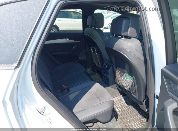WA1E2AFY3R2033542 2024 AUDI Q5 White VIN sticker view