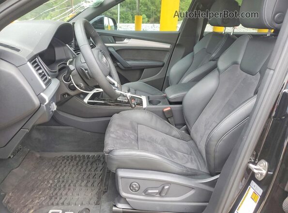 WA1E2AFY4S2031238 2025 AUDI Q5 Black წინა სალონის ხედი