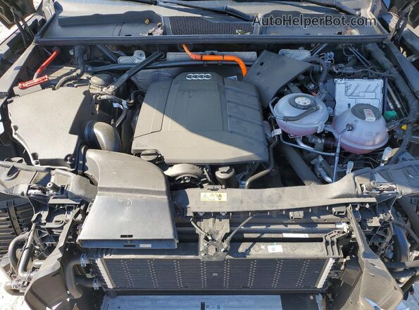 WA1E2AFY5S2010138 2025 AUDI Q5 Gray Շարժիչի բաժամունքի տեսք