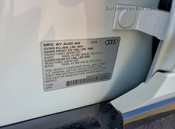 WA1E2AFY5S2034696 2025 AUDI Q5 White Вид наклейки з VIN-кодом