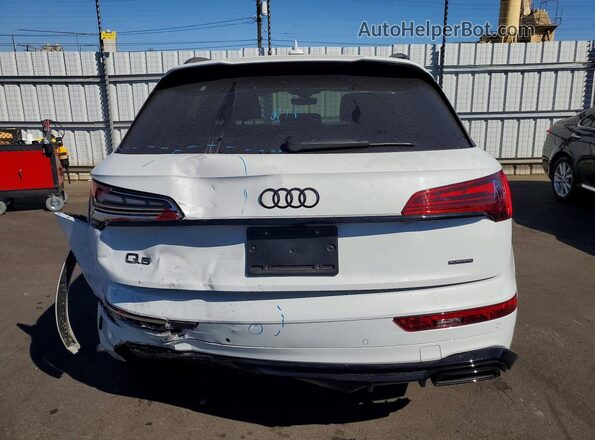 WA1E2AFY5S2034696 2025 AUDI Q5 White Вид ззаду