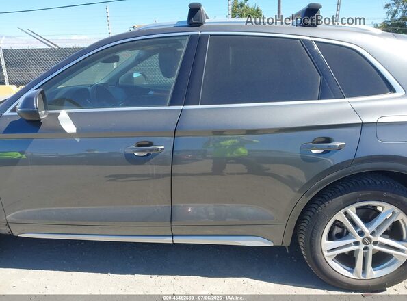 WA1E2AFY7M2069310 2021 AUDI Q5 Gray 