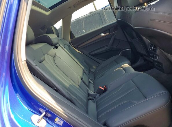 WA1E2AFY8N2088479 2022 AUDI Q5 Blue Вид задньої частини салону