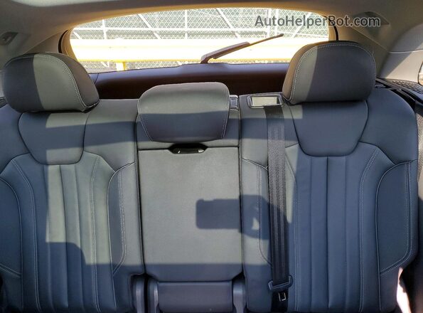 WA1E2AFY8N2088479 2022 AUDI Q5 Blue Вид задніх сидінь