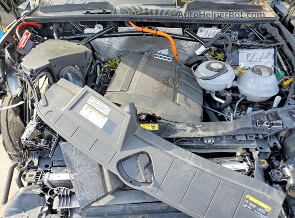 WA1E2AFY9S2045863 2025 AUDI Q5 Black Engine compartment view