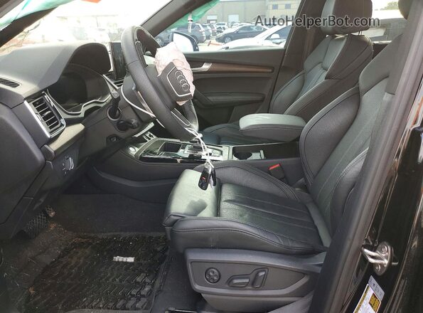 WA1E2AFY9S2045863 2025 AUDI Q5 Black Front interior view