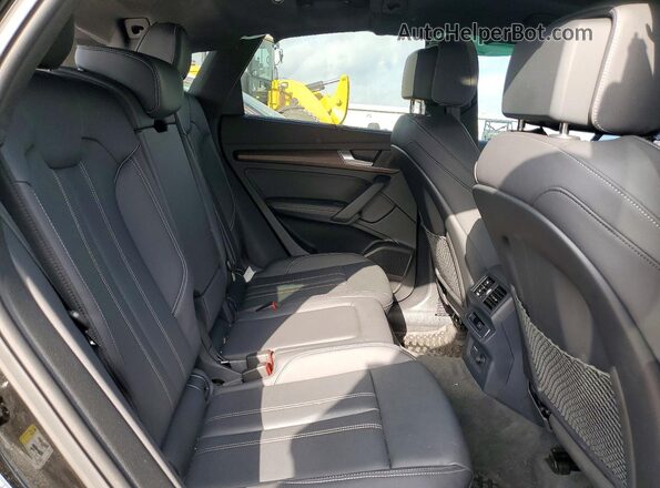 WA1E2AFY9S2045863 2025 AUDI Q5 Black Rear interior view