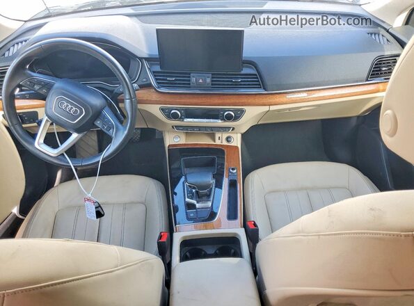 WA1EAAFY3N2111816 2022 AUDI Q5 White Dashboard view