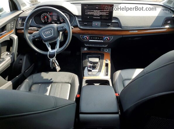 WA1EAAFY3P2141384 2023 AUDI Q5 Gray Вид панелі приладів
