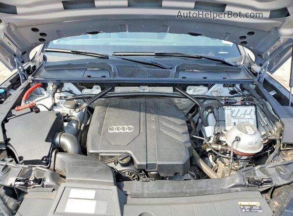 WA1EAAFY3P2141384 2023 AUDI Q5 Gray Вид підкапотного простору