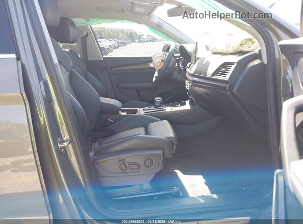 WA1EAAFY4R2050806 2024 AUDI Q5 Gray Widok wnętrza z przodu