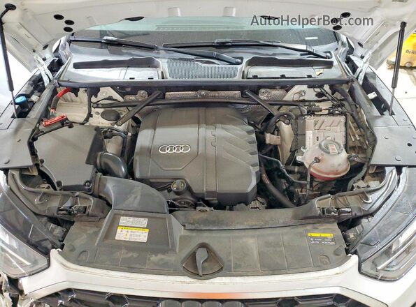 WA1EAAFY5N2054776 2022 AUDI Q5 White Vista del compartimento del motor