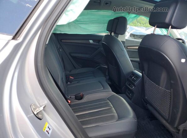 WA1EAAFY5N2065616 2022 AUDI Q5 Silver უკანა სალონის ხედი