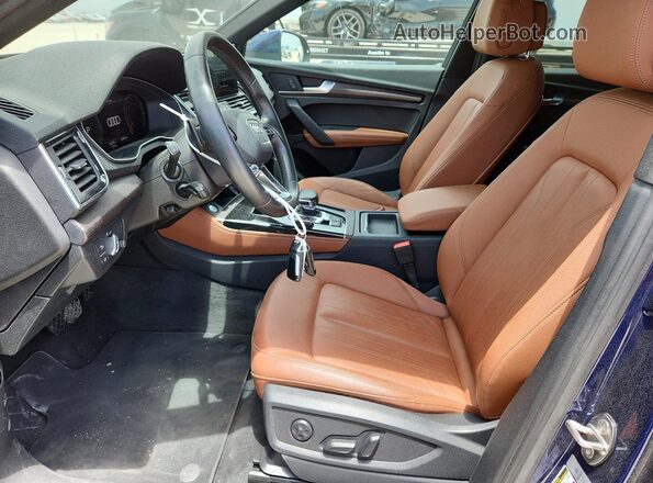 WA1EAAFY5N2077944 2022 AUDI Q5 Blue Widok wnętrza z przodu