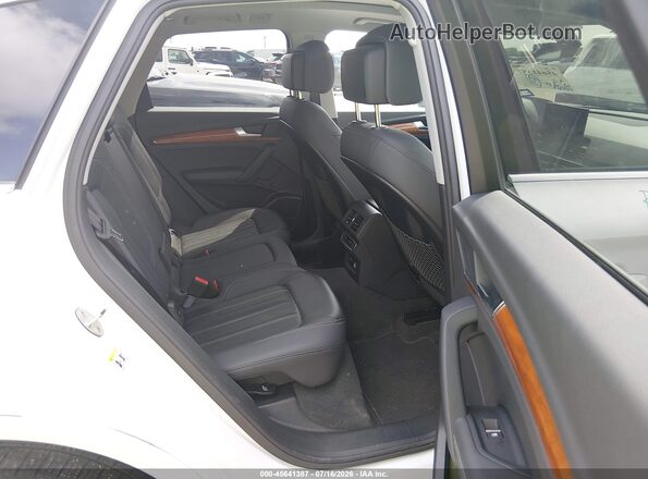 WA1EAAFY5P2069409 2023 AUDI Q5 White Вид наклейки з VIN-кодом