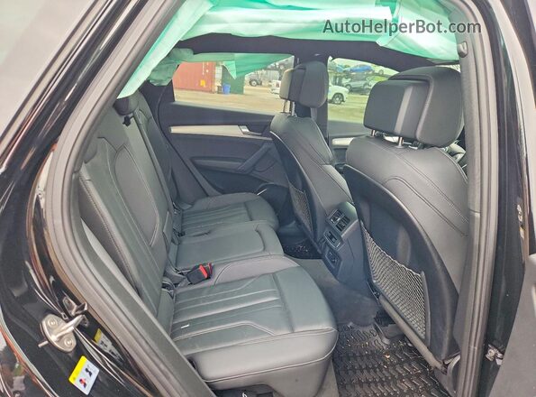 WA1EAAFYXP2002479 2023 AUDI Q5 Black Սալոնի հետևի տեսք
