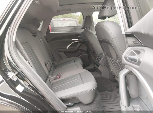 WA1EAAGU2S2041796 2025 AUDI ALL Black VIN sticker view