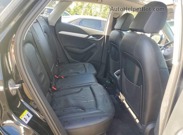 WA1ECCFS2HR004348 2017 AUDI Q3 Black Սալոնի հետևի տեսք