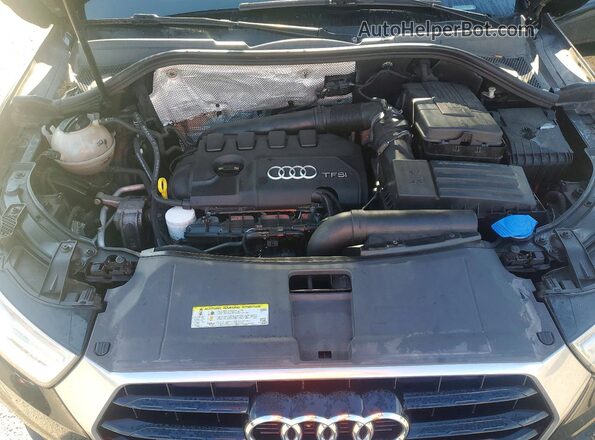 WA1ECCFS2HR004348 2017 AUDI Q3 Black Շարժիչի բաժամունքի տեսք
