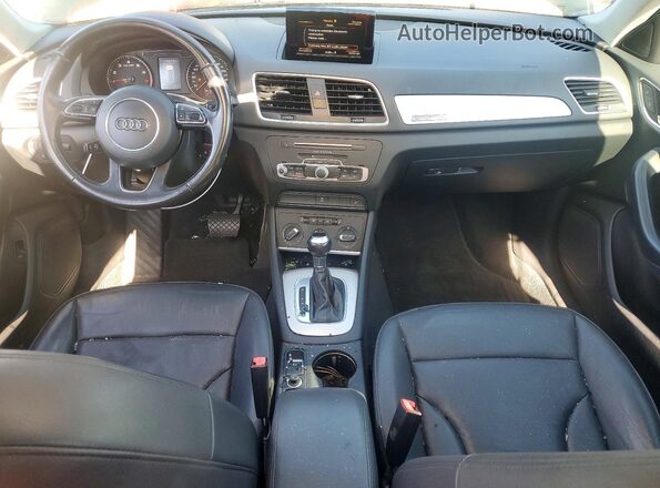 WA1ECCFS2HR004348 2017 AUDI Q3 Black Առջևի վահանակի տեսք