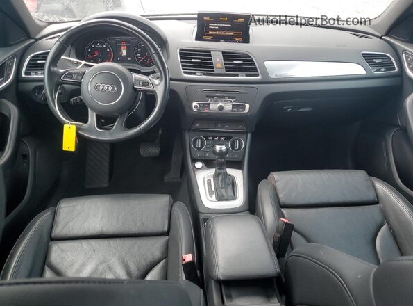 WA1ECCFS2JR028736 2018 AUDI Q3 Gray Vista del salpicadero