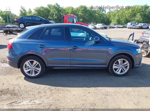 WA1ECCFS4JR000274 2018 AUDI Q3 Blue Rear interior view