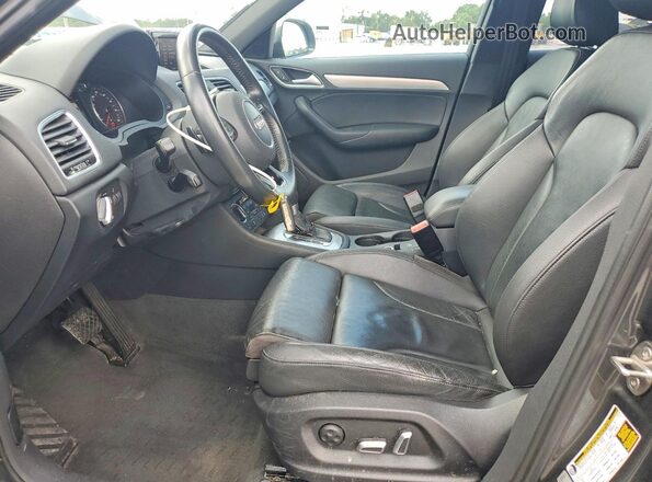 WA1ECCFS9JR018222 2018 AUDI Q3 Серый Вид салона спереди